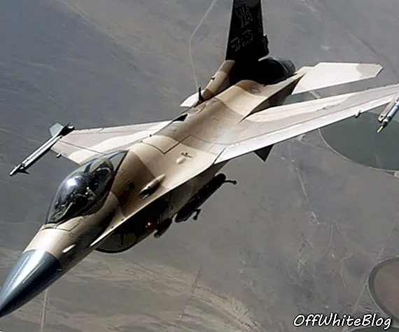 Stadig operationelle F-16 Fighter Jet sælges for 8,5 millioner dollars