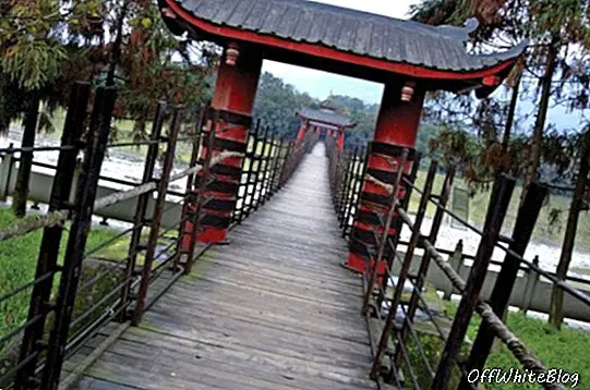 Šest čutov gorski most Qing Cheng
