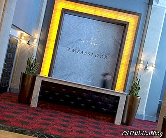 Отель Амбассадор Канзас Сити