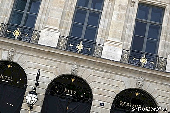 Το Paris Ritz ανοίγει μετά από ανακαίνιση, φωτιά