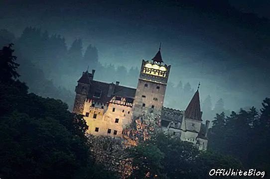 Bivanje v gradu Bran: Strašna noč z Drakulami