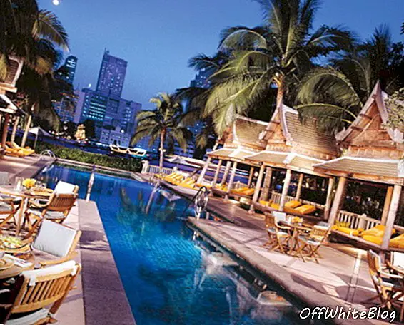 „Peninsula Hotel Bangkok“ baseinas