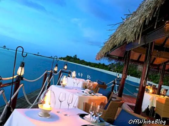 Taj Exotica Resort & Spa Maledivy restaurace