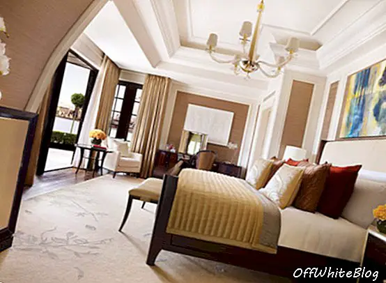 Royal-Penthouse-Master-Bedroom-(afgrøde) -Corinthia-Hotel-London