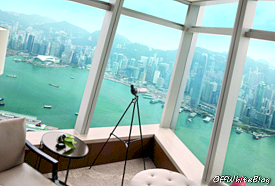 Гледка RitzCarlton към Хонконг