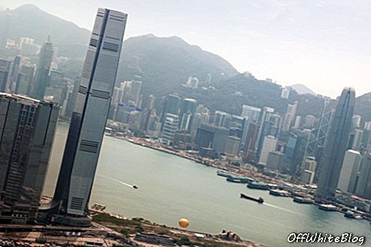 Ritz-Carlton Hong Kong deschide