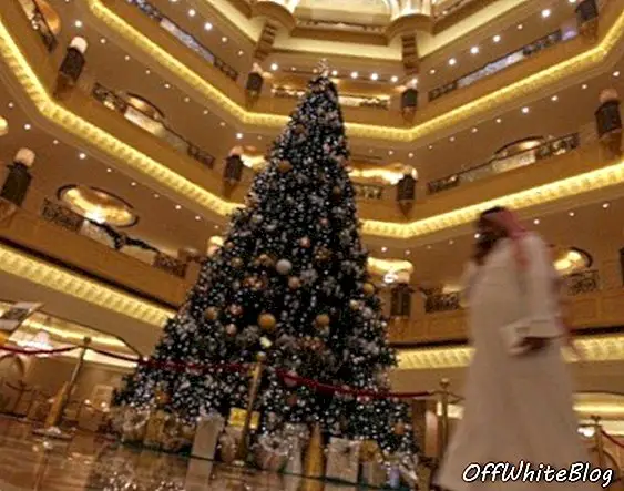 Das Hotel in Abu Dhabi bedauert die Weihnachtsüberlastung von 11 Millionen US-Dollar.