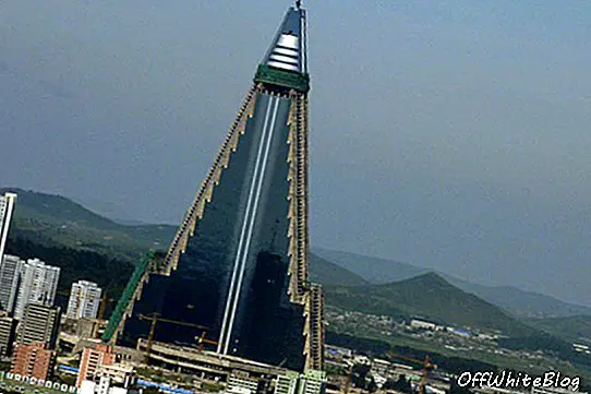 Ryugyong Hotel Пхенян