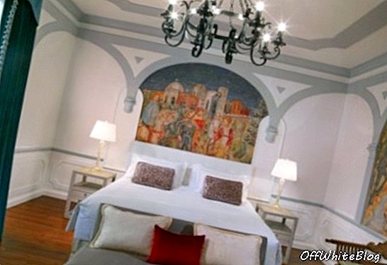 St Regis Firenze Premium-suite i florentinsk stil
