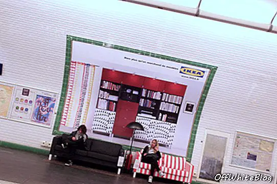 Напад кауча у париском метроу