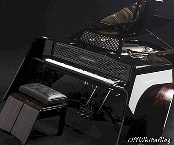 Ο αρχιτέκτονας Raul Renanda σχεδιάζει το πρώτο του ακουστικό πιάνο