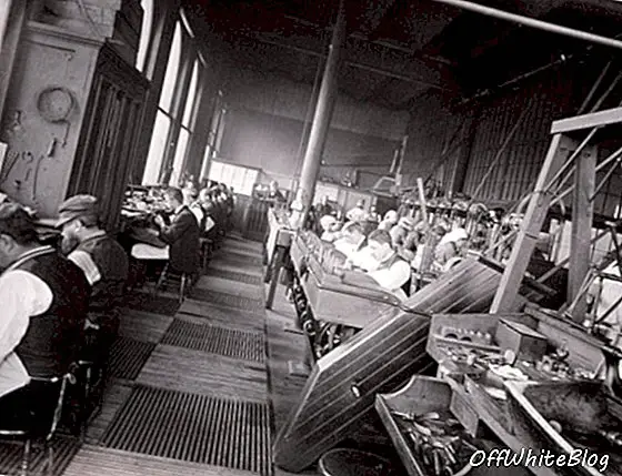 „Tiffany & Co.“ papuošalų dirbtuvės Union aikštėje, Niujorke, 1874 m.