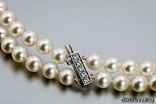 Mikimoto-pearl-strand-halsband