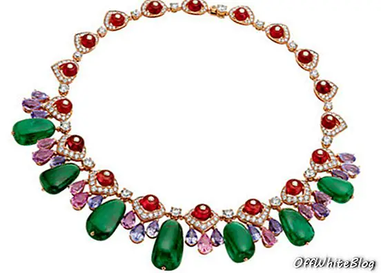 Bulgari Giardini Italiani Halskædehalsbånd med syv Zambiske smaragder på 120,61 karat og 18 rubellitperler med 45 karat blandt andre perler.
