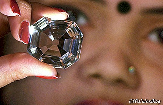 Historien om Koh-i-Noor-diamanten: Ny bok av William Dalrymple avslöjar dess blodiga och politiska historia