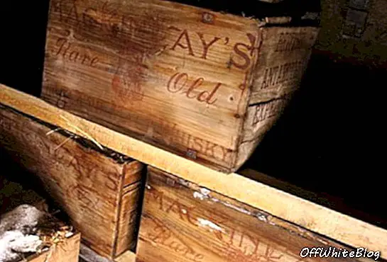 Shackletonova whisky vykopaná v Antarktíde