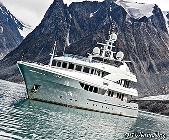 Expediție la bordul superyachtului „Latitude”, care explorează Arctica norvegiană