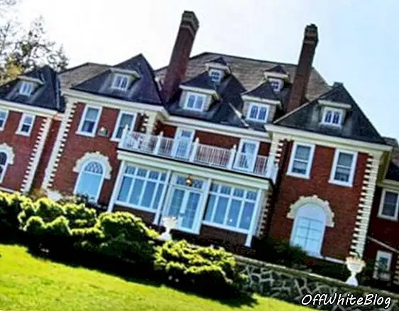 172 W Lake Rd Tuxedo Park mansion