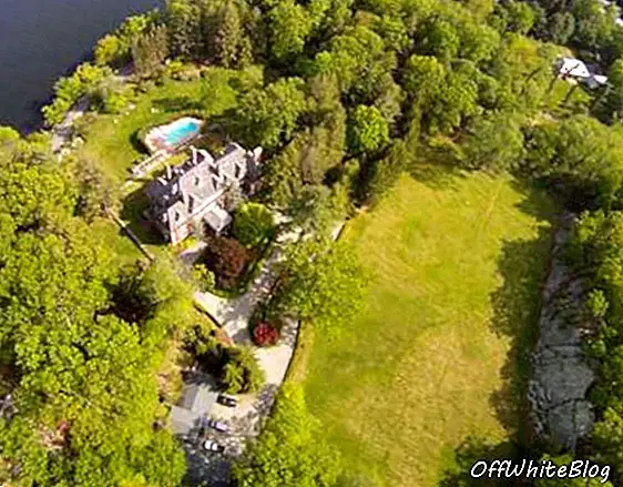 4 950 000 dollarit Lakefront Mansion Tuxedo pargis