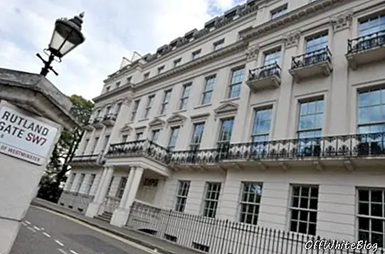 Londonā tiek pārdoti 300 miljoni sterliņu mārciņu māju