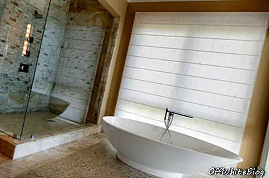 LeBron James Maiami savrupmājas vannas istaba