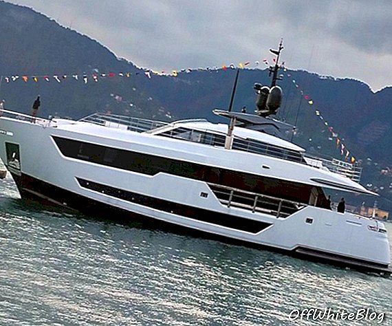 Ferretti представит пять новых моделей на Cannes Yachting Festival 2018.