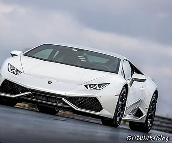Paavin Lamborghini Huracán: hyväntekeväisyyteen lahjoitetut huutokaupatulot