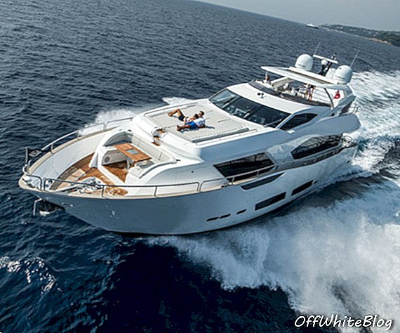 Asiamarine फिलीपींस में Sunseeker 95 yacht बेचता है