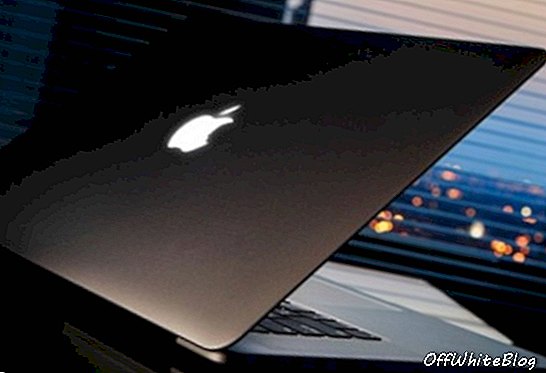 Laptop de tributo a Steve Jobs
