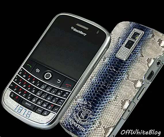 BlackBerry Royal Blue Edition