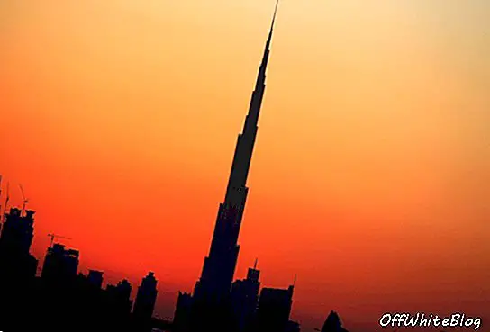 Dubai sigter mod den øverste Burj Khalifa-højde