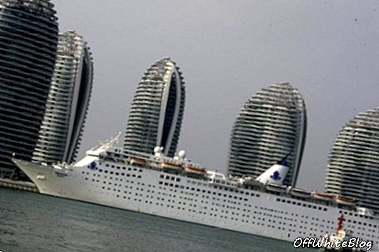 Kína luxushajó a Henna