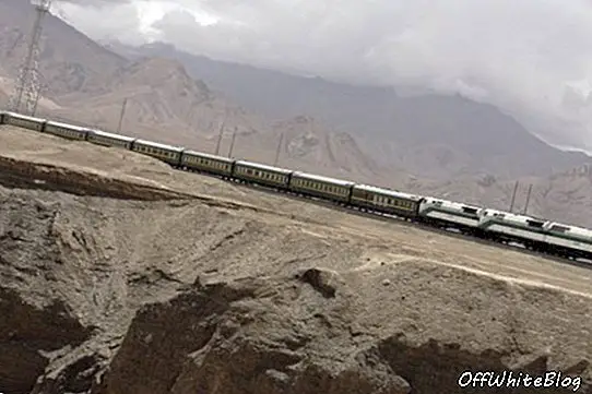 Luksuzni vlak do Tibeta se je spet odložil