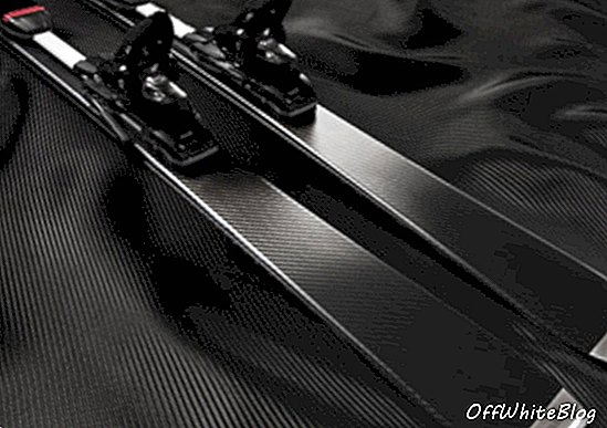Audi Carbon Kayak