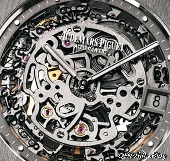 Audemars Piguet atidarė ypač ploną karališkojo ąžuolo laikrodį