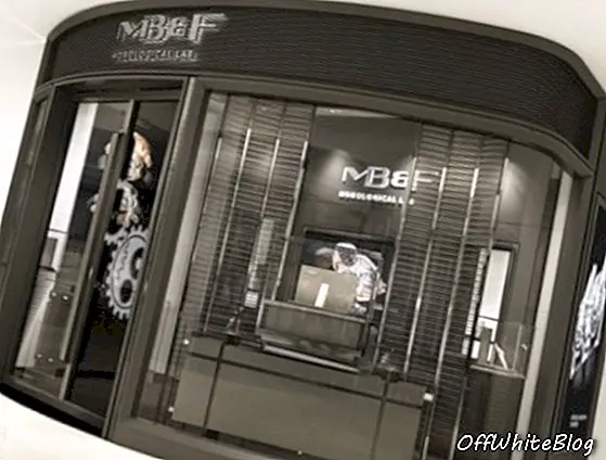 MBandF luxury store Pékin