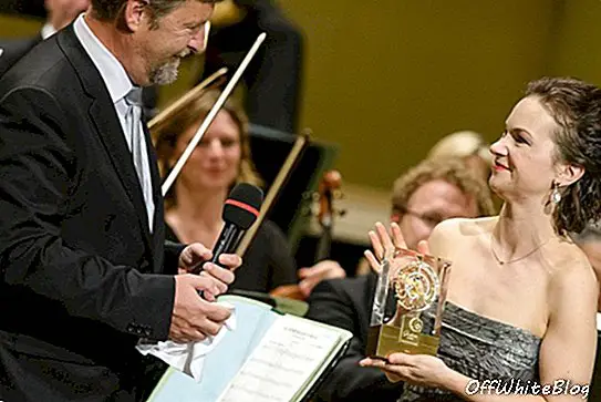 Hilary Hahn ชนะรางวัลเทศกาลดนตรีต้นฉบับ Glashtte ครั้งที่ 11