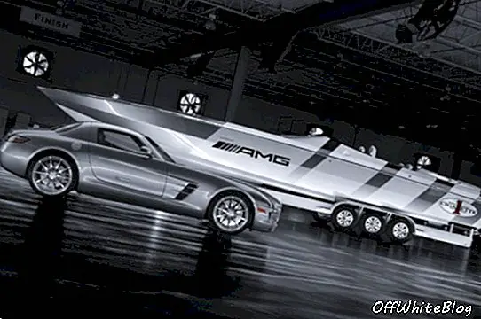 メルセデス・ベンツSLS AMGにインスパイアされたタバコレーシングボート