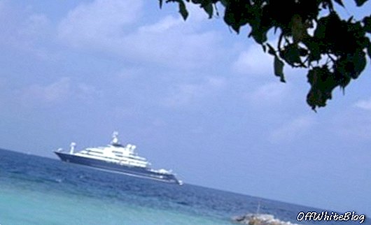 Blæksprutte Megayacht Maldiverne