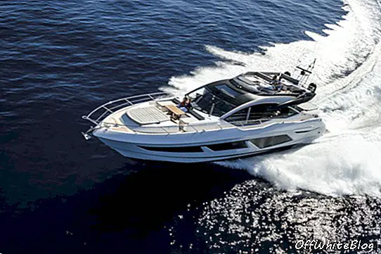 Lancement du yacht de sport 74 Sunseeker, alliant grande puissance et espace de vie