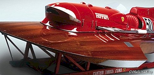 Ferrari napędzany hydroplanem na aukcji
